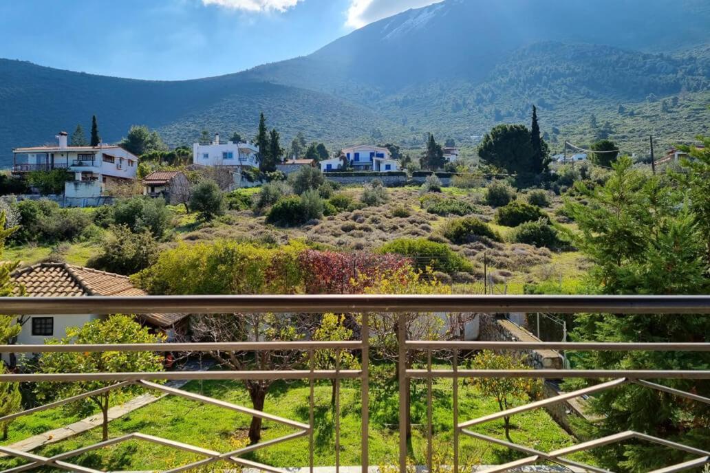 Villa Sul Mare Chalkís エクステリア 写真